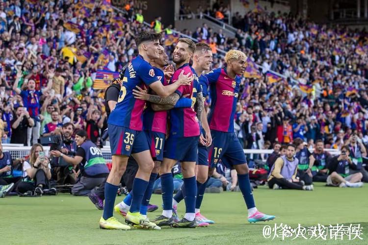 巴萨2025年西甲已打入100球,比第二名的皇马多了31球 巴萨2025年西甲已打入100球,比第二名的皇马多了31球