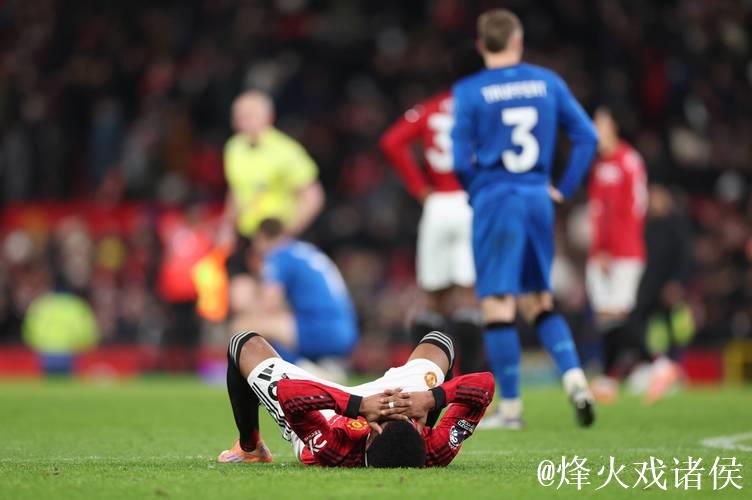 英超单场:老特拉福德上演进球大战 曼联4:4平伯恩茅斯 英超单场:老特拉福德上演进球大战 曼联4:4平伯恩茅斯