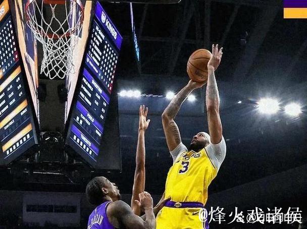 浓眉36+15+8里夫斯26+16 湖人横扫国王致其6连败