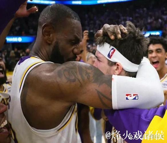 浓眉36+15+8里夫斯26+16 湖人横扫国王致其6连败